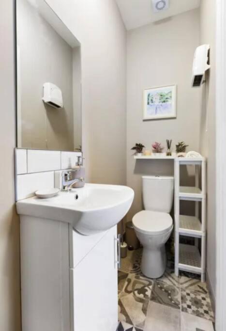 Private Cosy Studio - A1 Location Apartment ดับลิน ภายนอก รูปภาพ